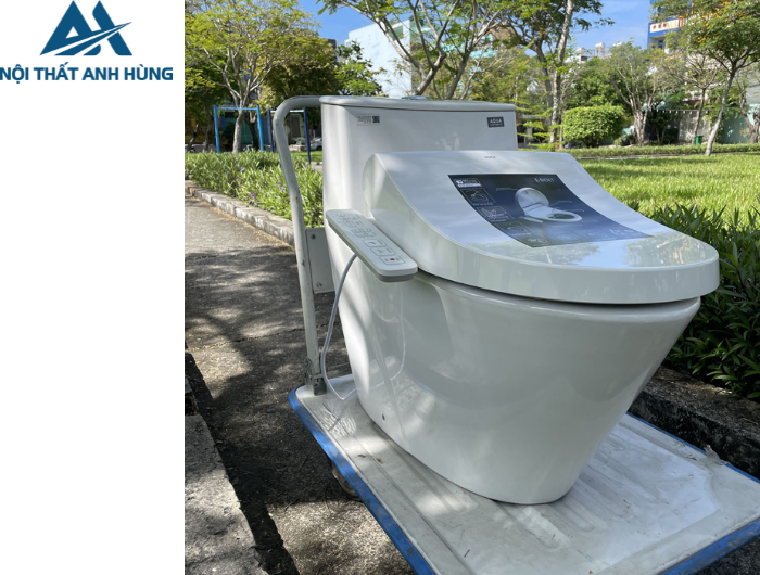 Bồn cầu 1 khối nắp điện tử INAX AC-919R + CW-H18VN
