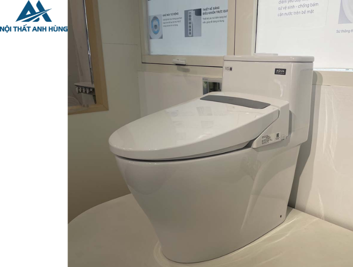 Bồn cầu 1 khối nắp điện tử INAX AC-989 + CW-H20VN