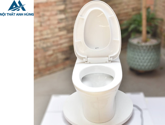 Bồn Cầu INAX AC-900VRN 1 Khối Aqua Ceramic