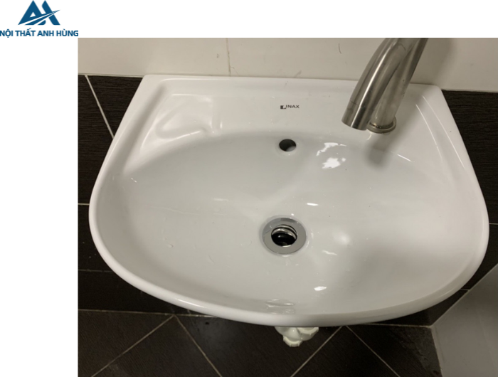 Chậu Rửa Lavabo Inax L-280V  Treo Tường