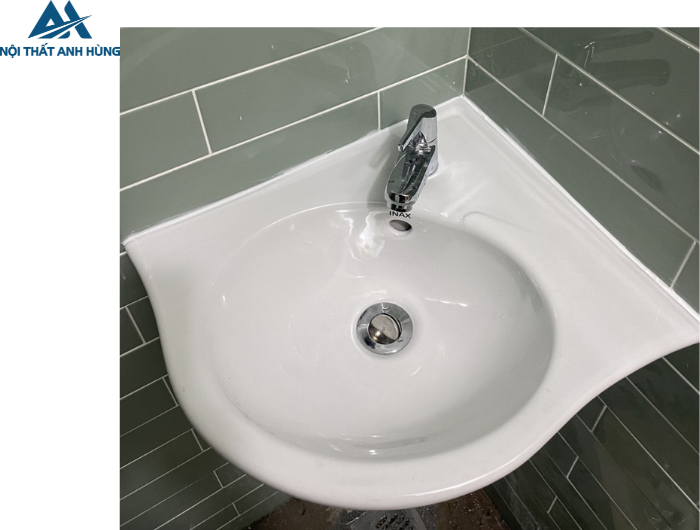 Lavabo Góc Inax L-281V Treo Tường