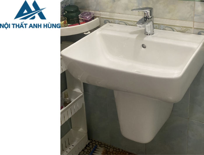 Lavabo Inax L-312V/L-298VC  Treo Tường Chân Ngắn