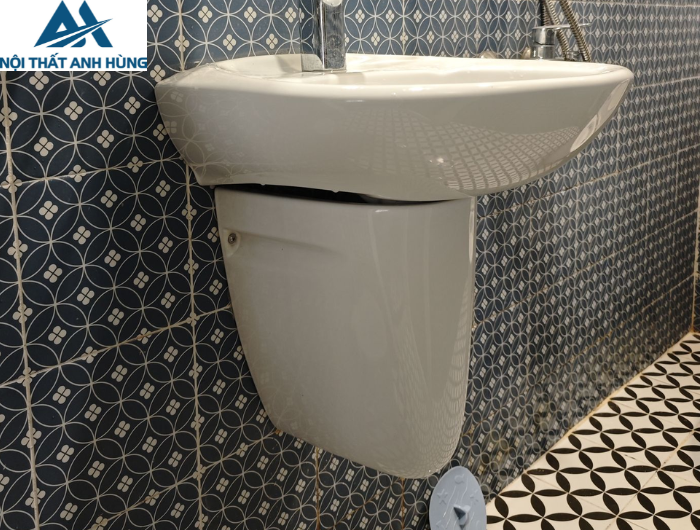 Lavabo Treo Tường Inax L-284V/L-284VC Chân Ngắn
