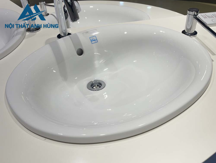 Chậu lavabo dương vành TOTO L762