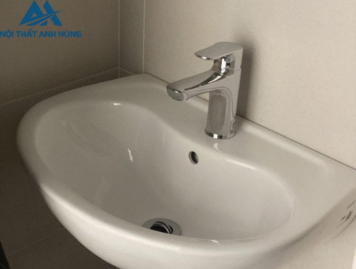 Chậu lavabo treo tường TOTO LT240CS