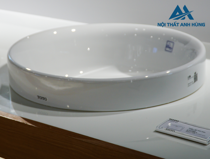 Chậu rửa lavabo đặt bàn TOTO L1704