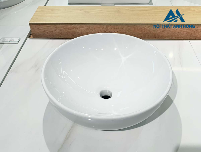 Chậu rửa lavabo đặt bàn TOTO LT1706