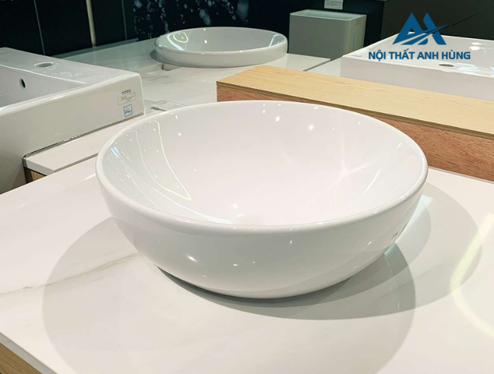 Chậu rửa lavabo đặt bàn TOTO LT1706