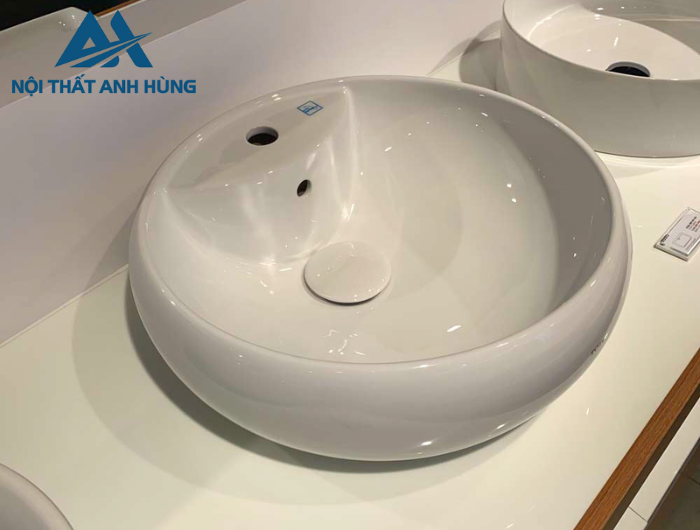 Chậu rửa lavabo đặt bàn TOTO LT367CR