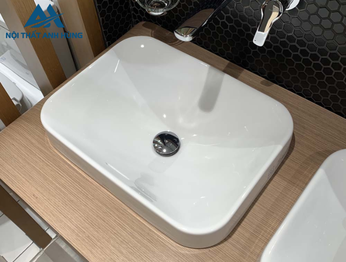 Chậu rửa lavabo đặt bàn TOTO LT5715