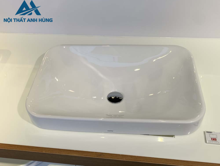 Chậu rửa lavabo đặt bàn TOTO LT5716