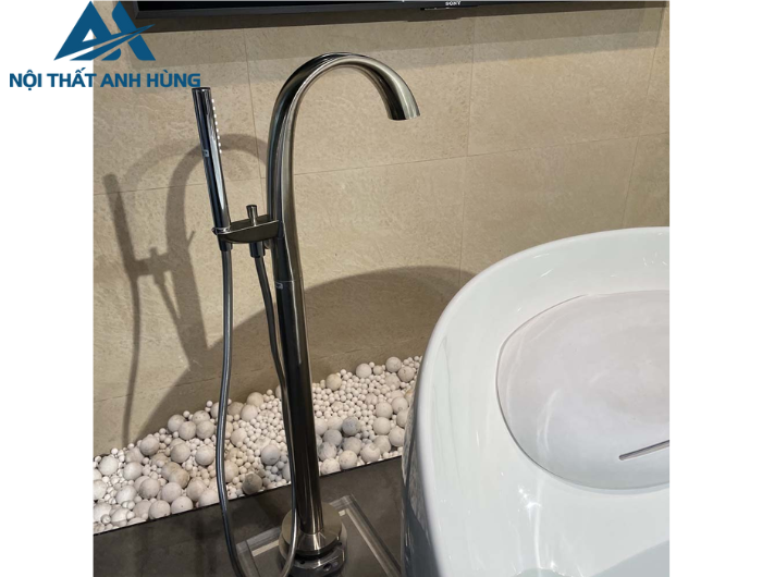 Vòi xả bồn tắm TOTO TBP01301AA TBN01105B đặt sàn nóng lạnh