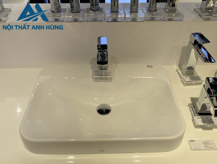 Chậu rửa lavabo đặt bàn TOTO LT5616C