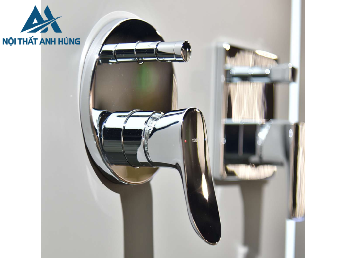 Van điều chỉnh nóng lạnh kèm nút chuyển hướng TOTO TBS04304B