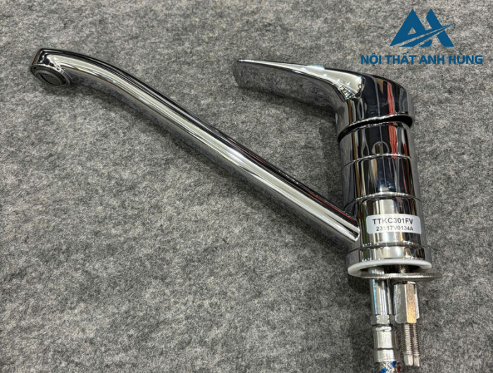 Vòi bếp nóng lạnh TOTO TTKC301FV