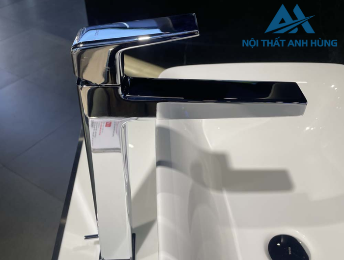 Vòi lavabo nóng lạnh TOTO TLG10305V