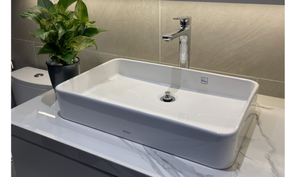 Nên chọn lavabo đặt bàn hay âm bàn đá? 