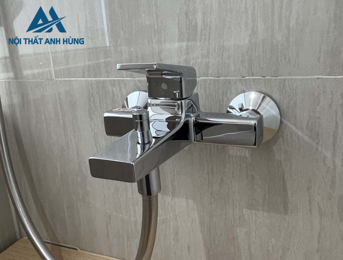 Củ sen tắm nóng lạnh TOTO TBG10302VA 