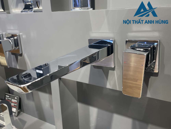 Vòi lavabo nóng lạnh gắn tường GE TOTO TLG07308BB
