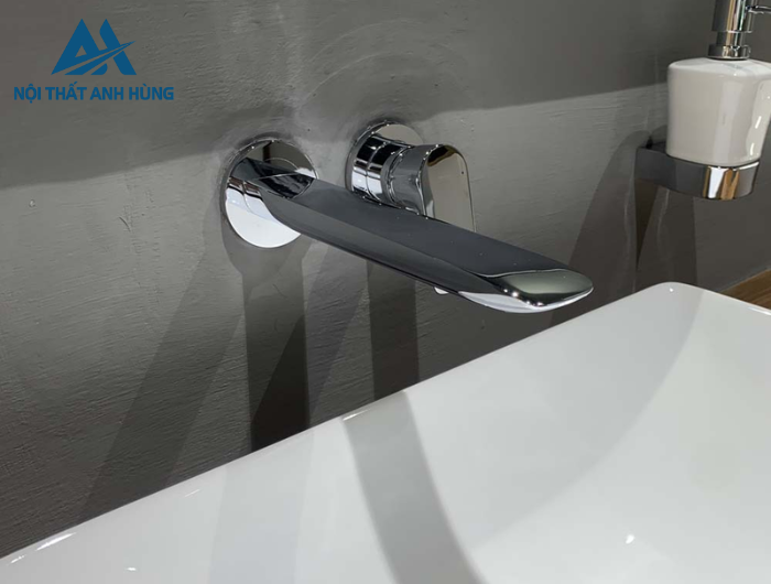 Vòi lavabo nóng lạnh gắn tường TOTO TLG04310BB