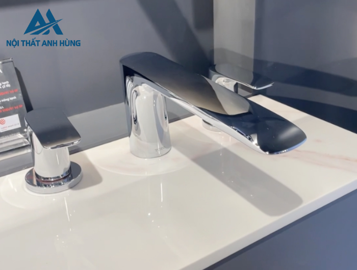 Vòi lavabo nóng lạnh TOTO TLG04201BB