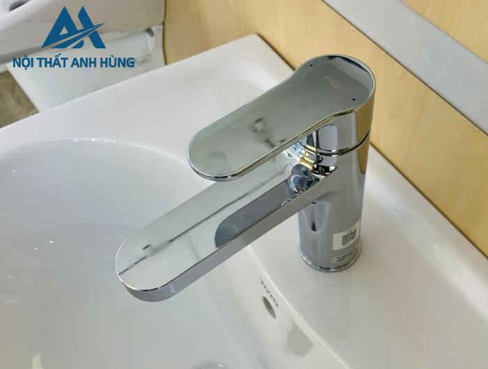 Vòi lavabo nóng lạnh TOTO TLS06301V1