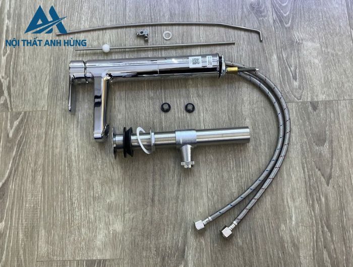 Vòi lavabo nóng lạnh TOTO TLS06305V