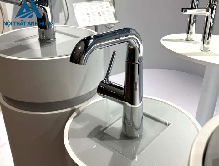 Vòi lavabo nóng lạnh TOTO TLS073J0V dây rút
