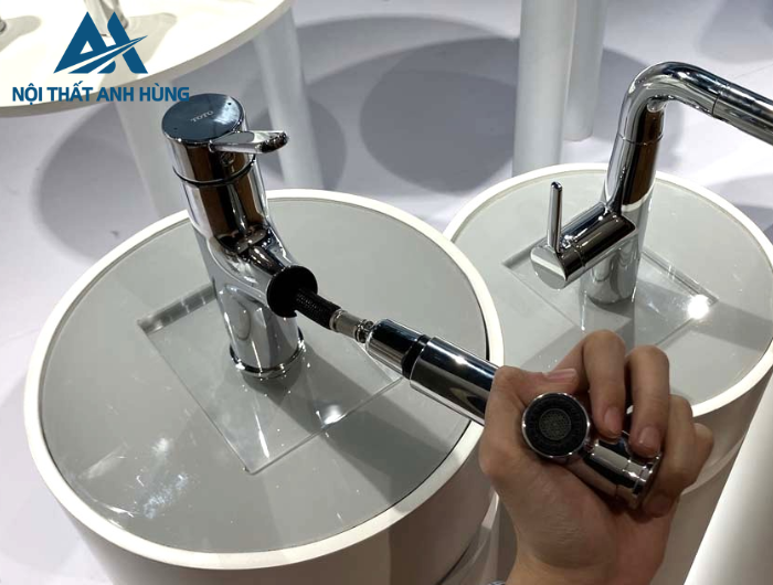 Vòi lavabo nóng lạnh TOTO TLS093B0V dây rút