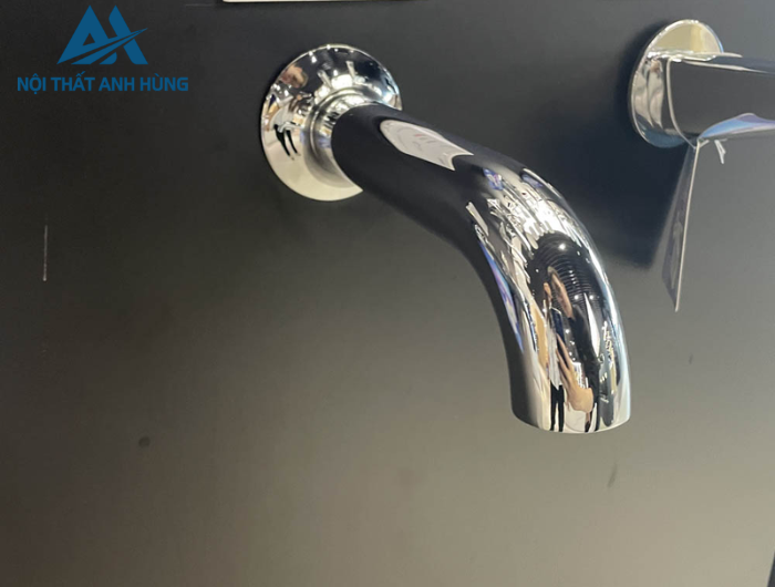 Vòi xả bồn âm tường TOTO TBS02001B