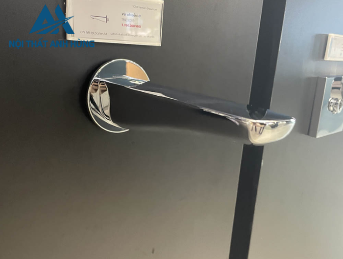 Vòi xả bồn âm tường TOTO TBS03001B