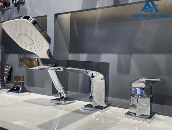 Vòi xả bồn tắm TOTO nóng lạnh TBG07305AA