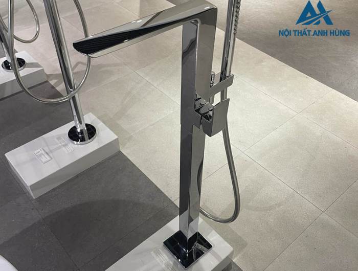 Vòi xả bồn tắm TOTO TBG02306BA TBN01105B đặt sàn