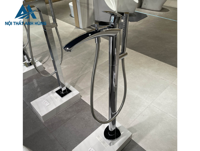 Vòi xả bồn tắm TOTO TBG09306AA TBN01105B đặt sàn