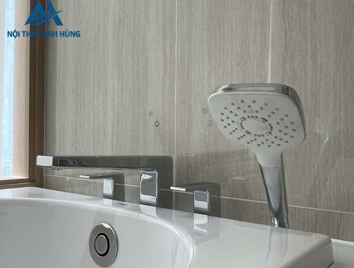 Vòi xả bồn tắm TOTO TBG10202A nóng lạnh