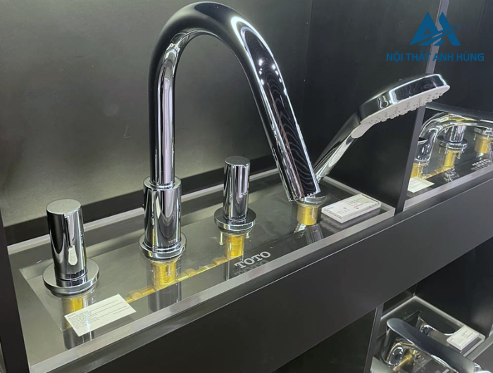 Vòi xả bồn tắm TOTO TBG11202A nóng lạnh