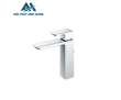 Vòi lavabo nóng lạnh TOTO TLG02304V